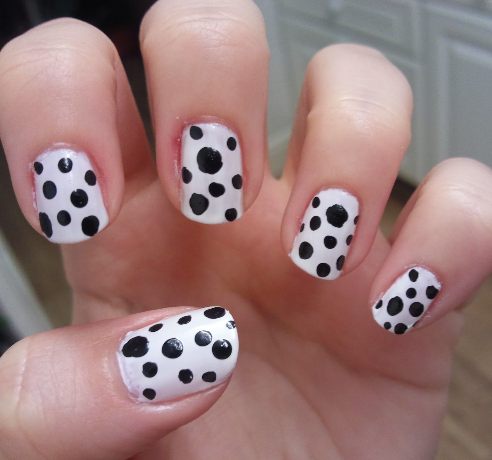 Amelia's Allsorts: Nails: Dalmatian Dots