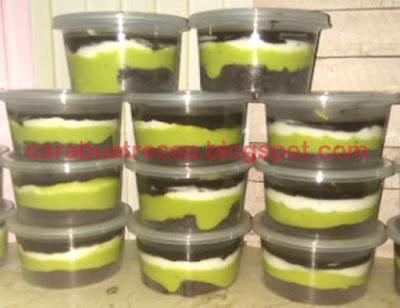 Cara Membuat Brownies Alpukat Cup