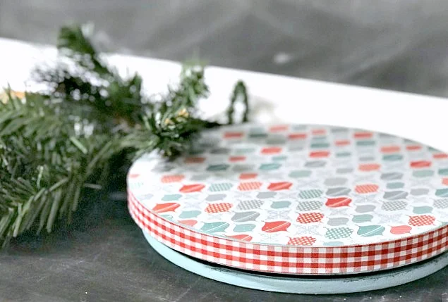 Christmas decoupaged lazy Susan