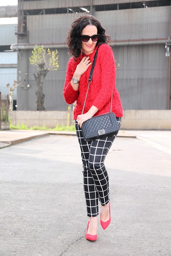 BLACK AND WHITE PLAID TROUSERS Belleza