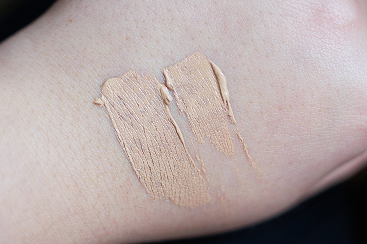 Parure De Lumiere Light Diffusing Foundation Moisture