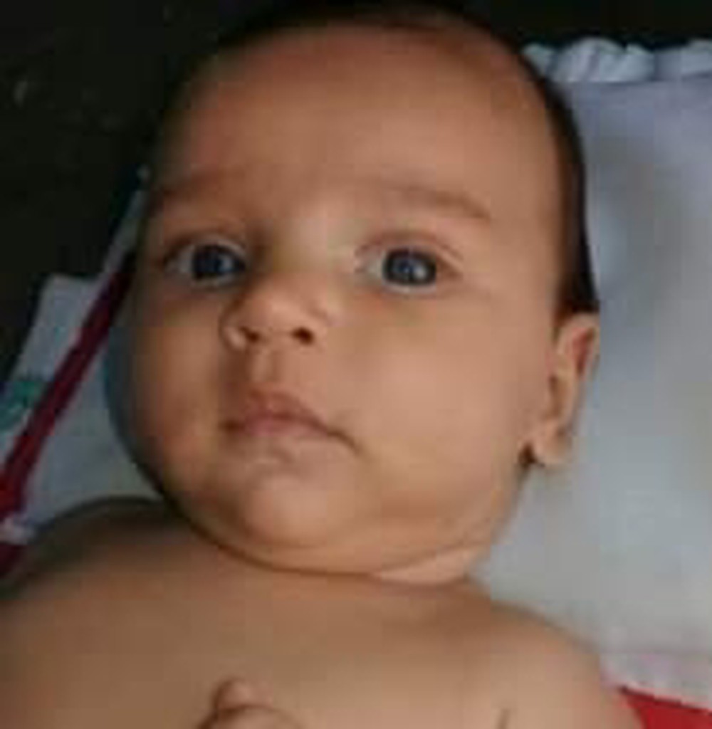 Bebê de um ano e dois meses morre ao levar choque elétrico em geladeira no interior do Ceará Bebê de um ano e dois meses morre ao levar choque elétrico em geladeira no interior do Ceará