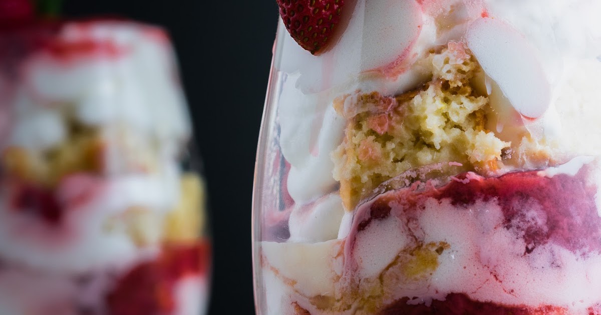 Strawberries & Cream Tres Leches Trifles / Crumbcoats & Wine Recipes