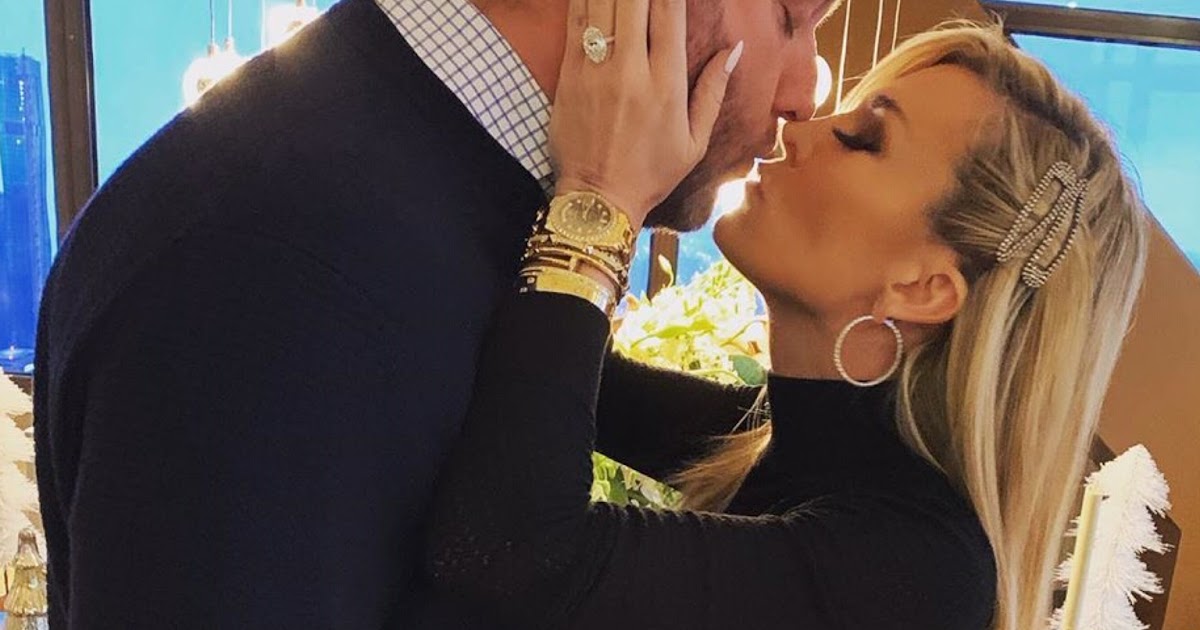 Tinsley Mortimer Shows Off Her Massive Engagement Ring From Scott Kluth