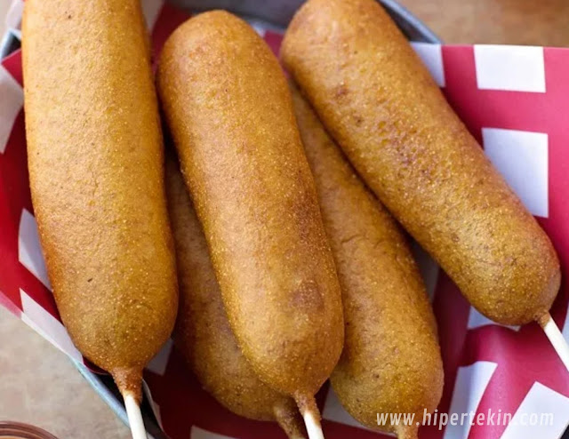 HOMEMADE HONEY CORN DOGS