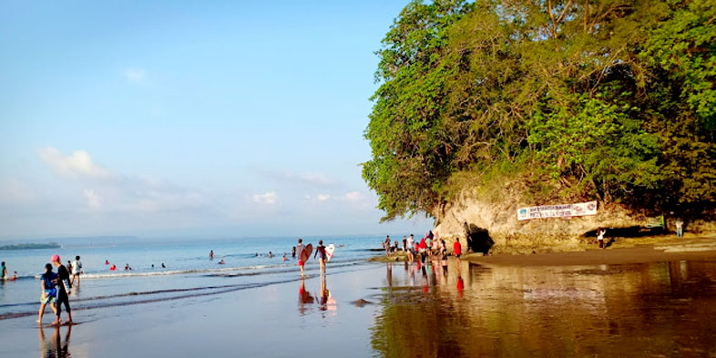 Pantai Batu Karas Pangandaran Jawa Barat