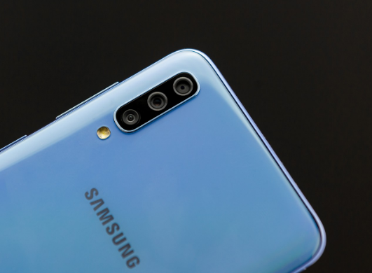 مراجعة هاتف سامسونج جالاكسي A70 مميزات وعيوب Samsung Galaxy A70 
