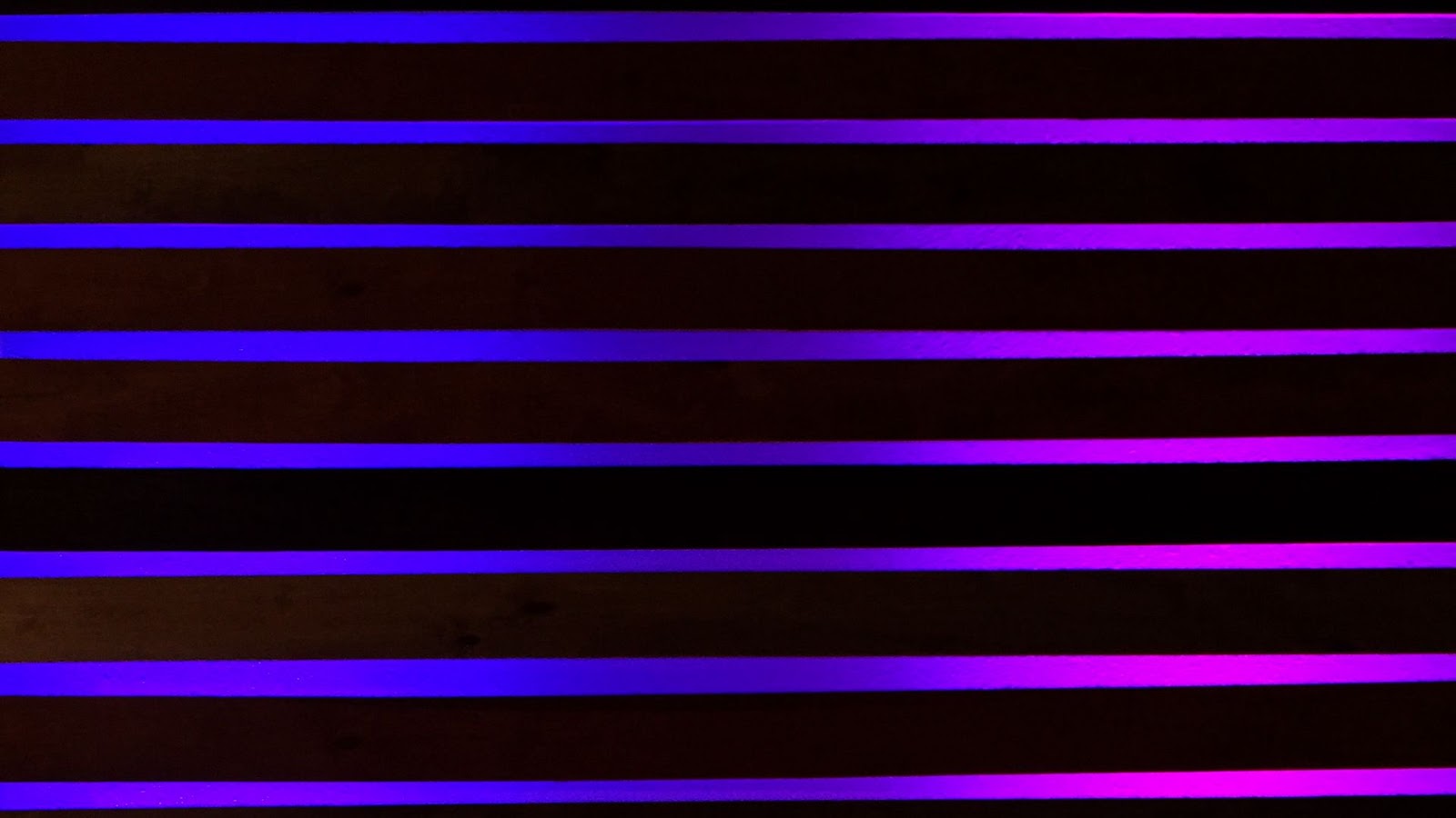 Wallpaper Purple Gradient, Neon Stripes