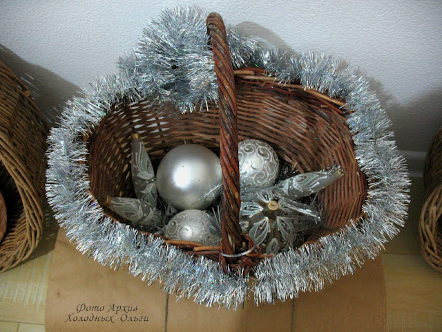 Новогодние игрушки