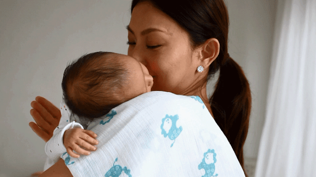 Jangan Sampai Direbut Oleh Pengasuh, Ini Tanda Bayi Percaya yang Seharusnya Ibu Ketahui! Jangan Sampai Direbut Oleh Pengasuh, Ini Tanda Bayi Percaya yang Seharusnya Ibu Ketahui!