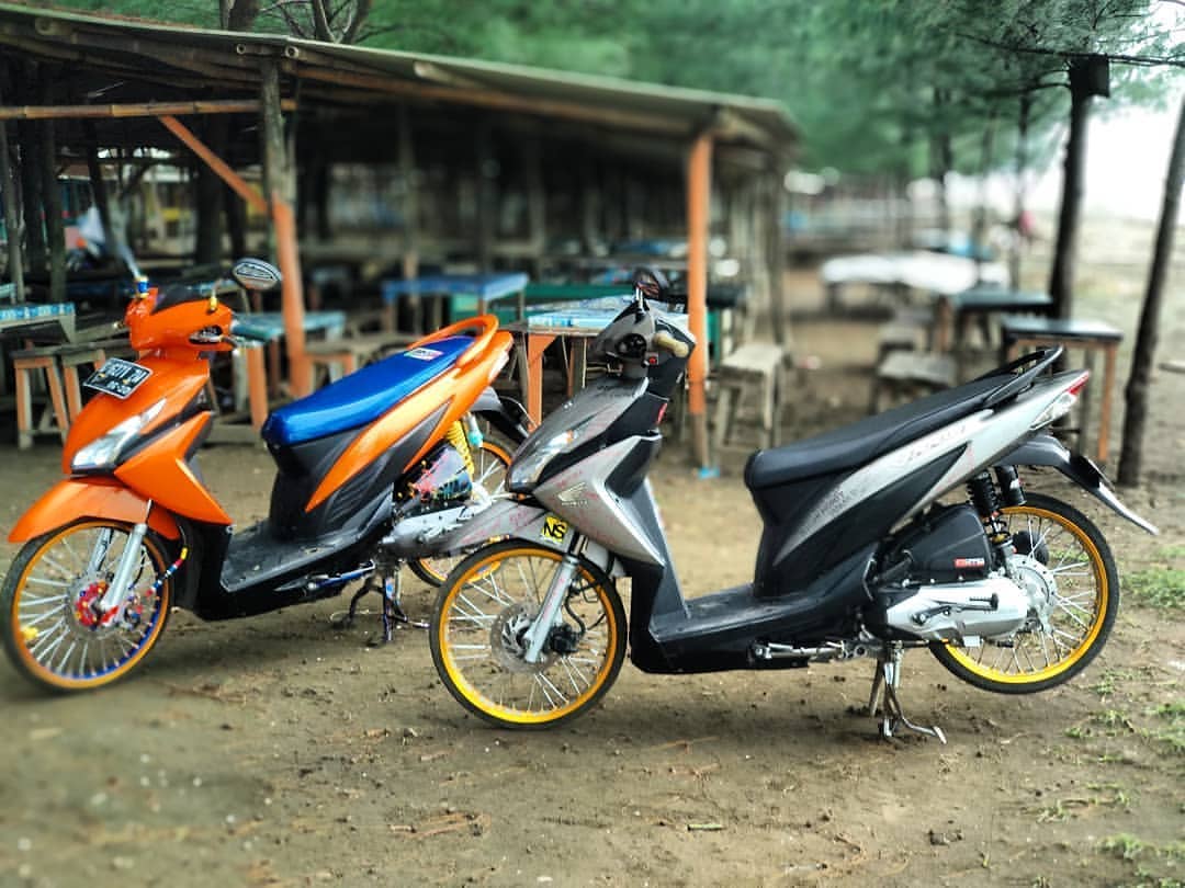 Ide Foto Modifikasi Motor Vario 110 Karbu Trending