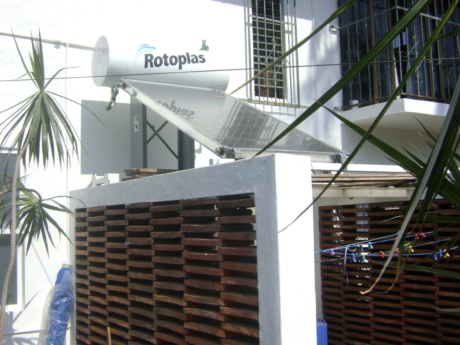 Construyendo en Gaia: Calentador Solar en Casa