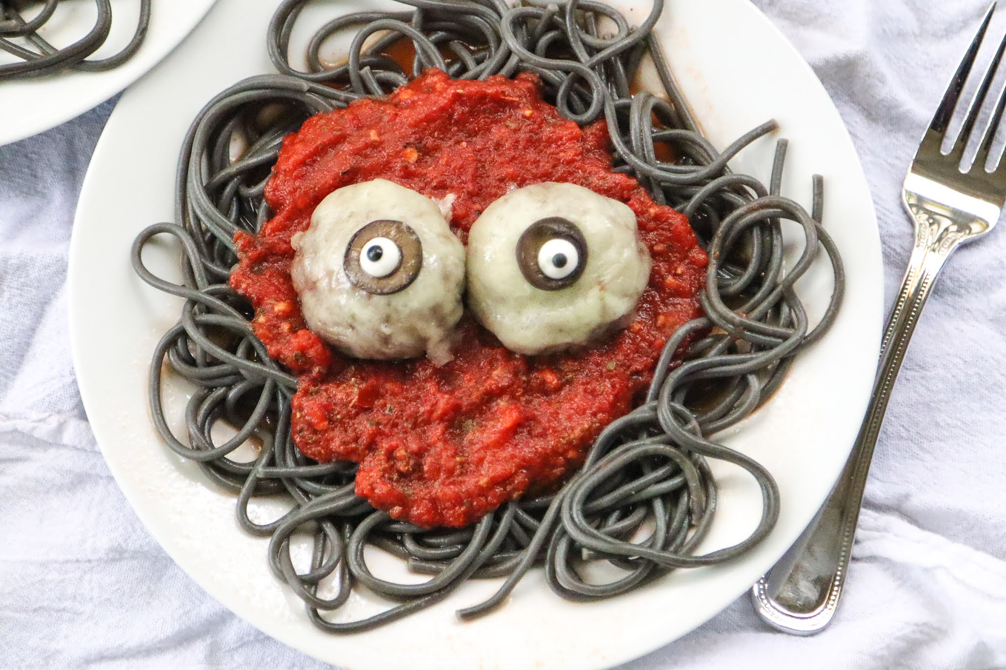 Kylee's Kitchen Spaghetti and meatball eyeballs