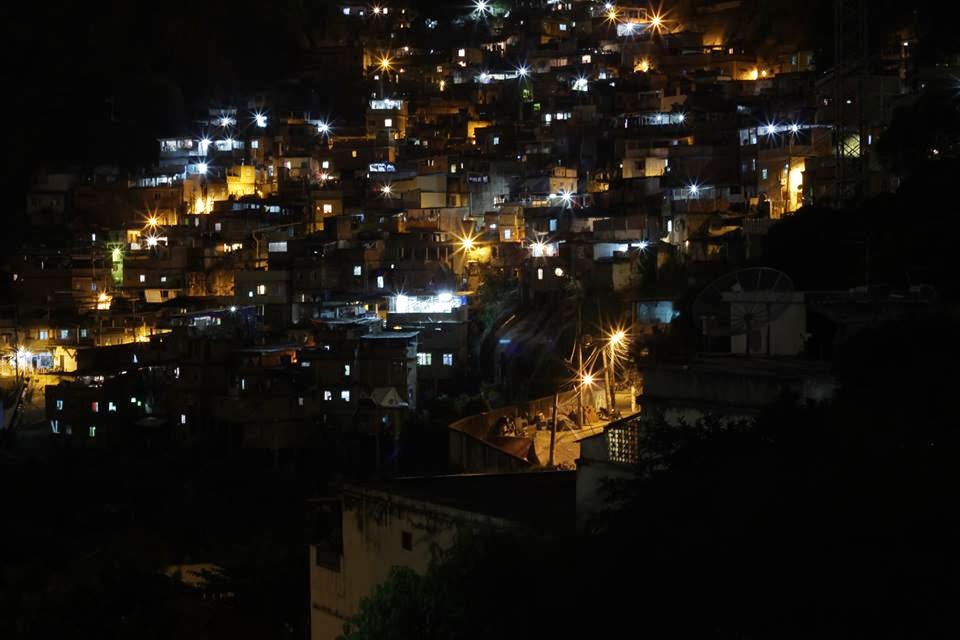aedoscuritibanos: Vista para o Morro do Turano - RJ .Tijuca
