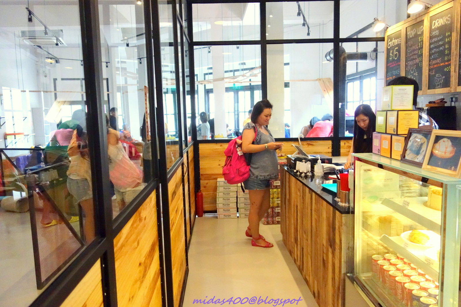 Midas Food n Travel Blog Hanging Out at The Cat Cafe Bugis