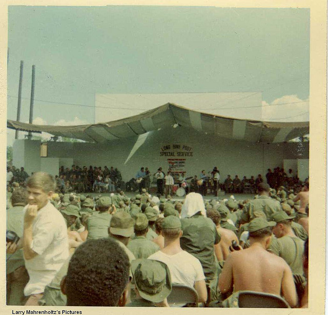 sideblog James Brown in Vietnam, 1968