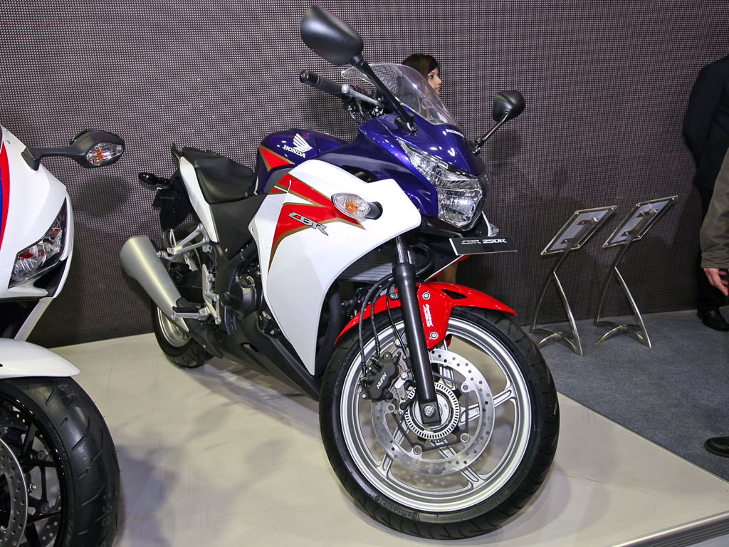 Honda Motorcycles Auto Expo 2012 Auto Motoring