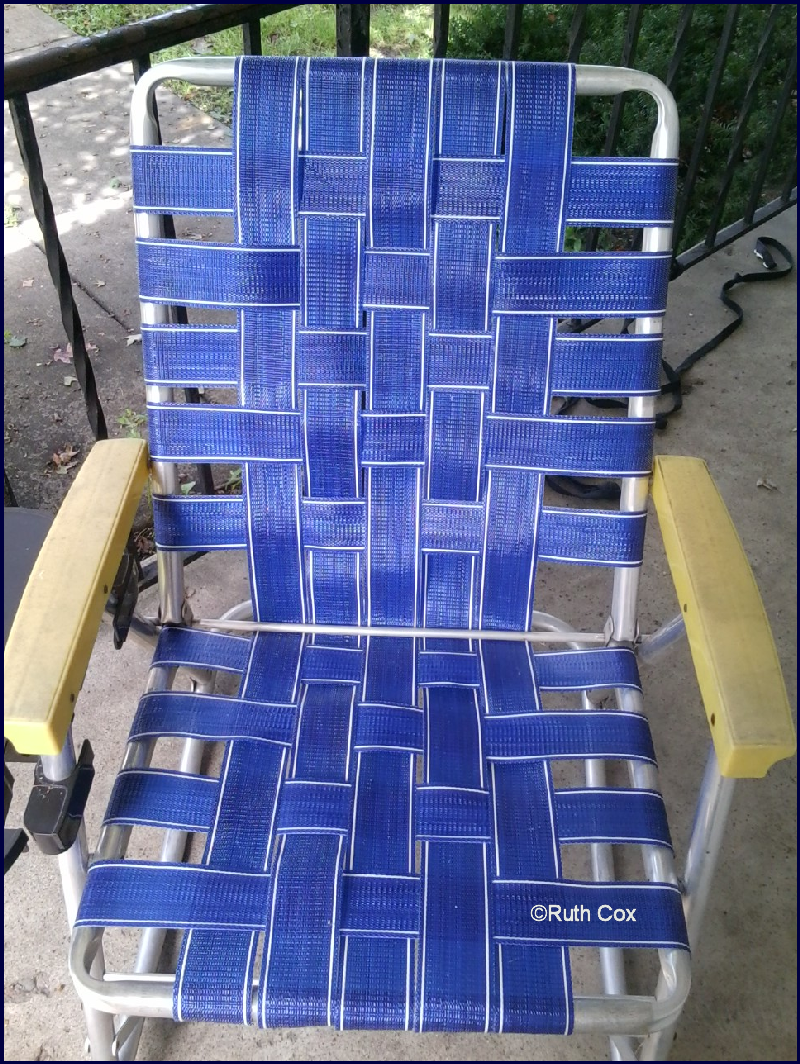abitosunshine Labor of Love Lawn Chair Rebing DIY
