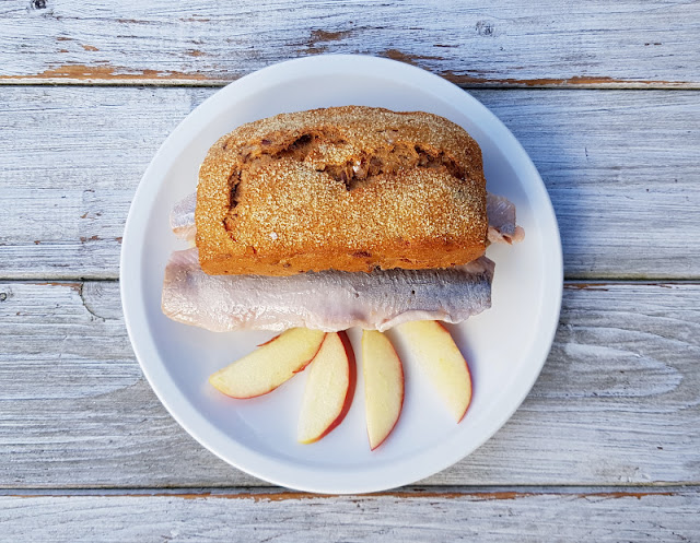 Rezept: Fischbrötchen für Kinder, Teil 2 - "Mats" mit Matjes. Zubereitung und Zutaten, die Kids und Erwachsene mögen!