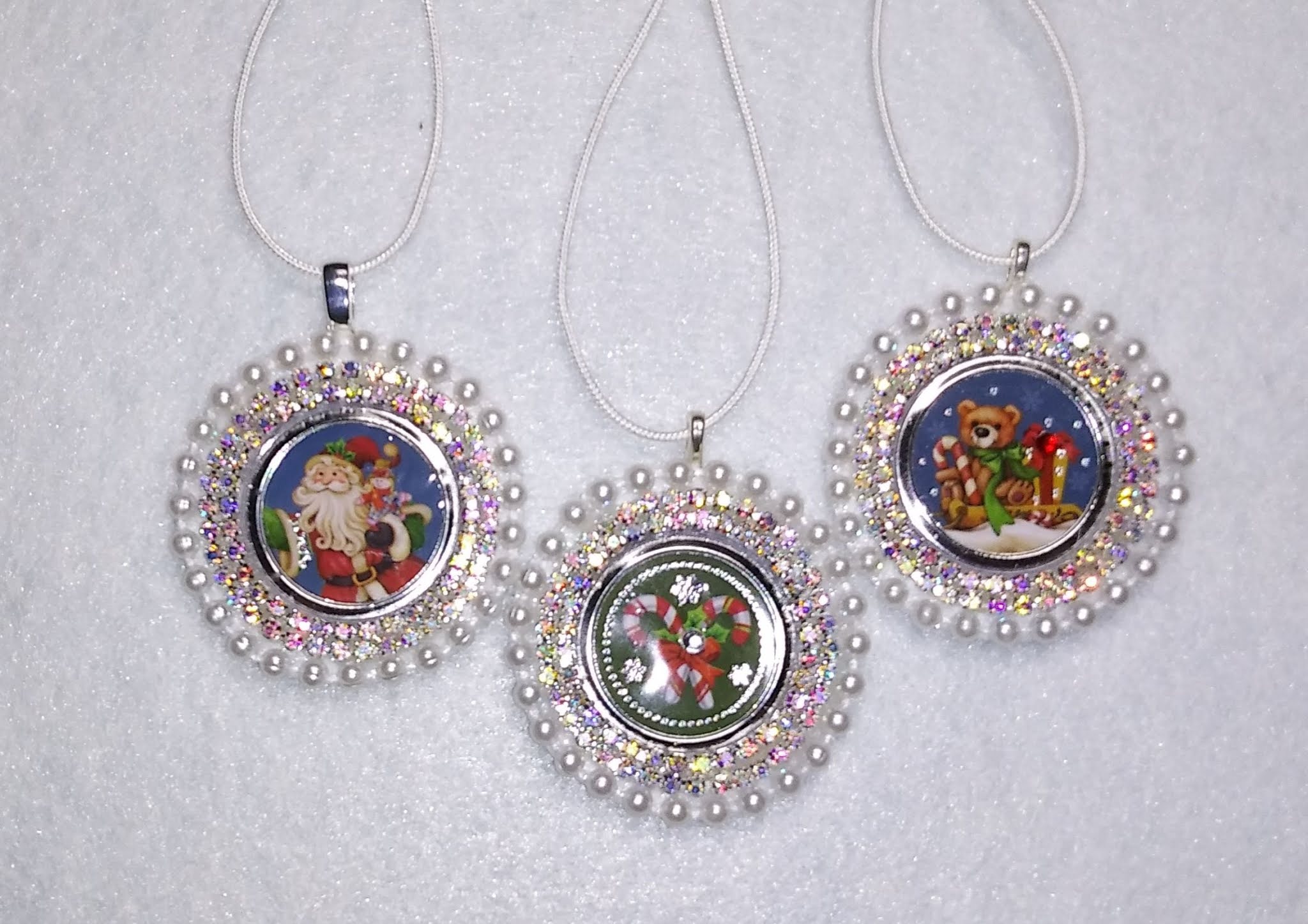 HappyBird's Glitter Nest DIYBrilliant Handmade Christmas Ornaments