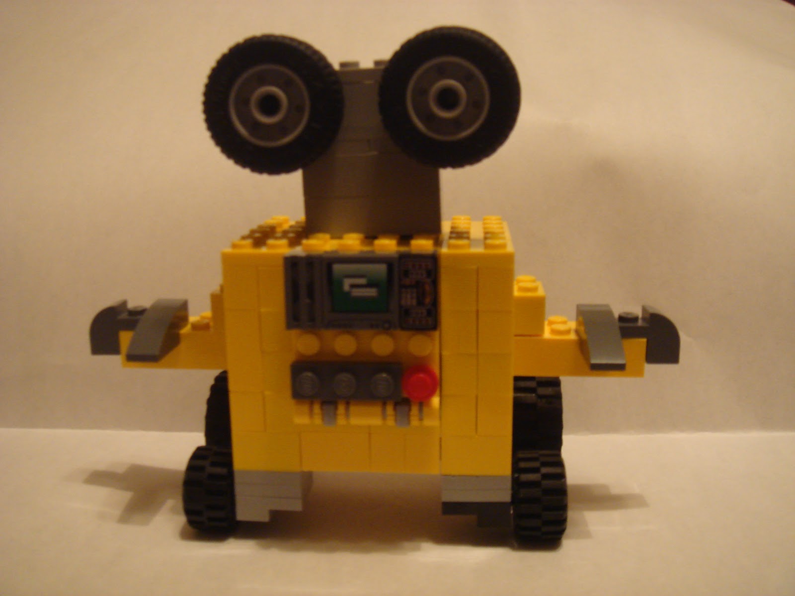 LEGO Wall-e Creation