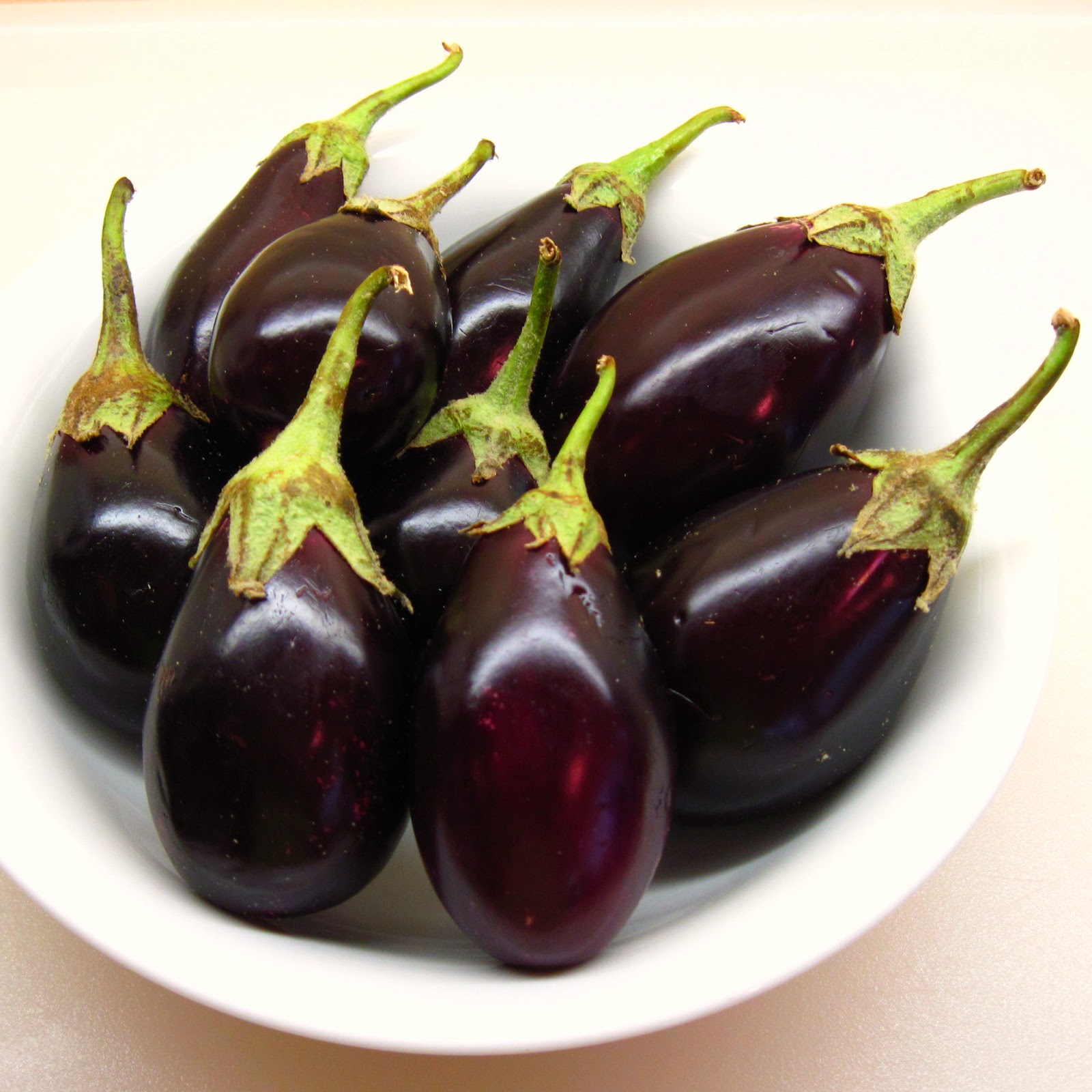 Aubergine (UK) and Eggplant (US) Natural Beauty