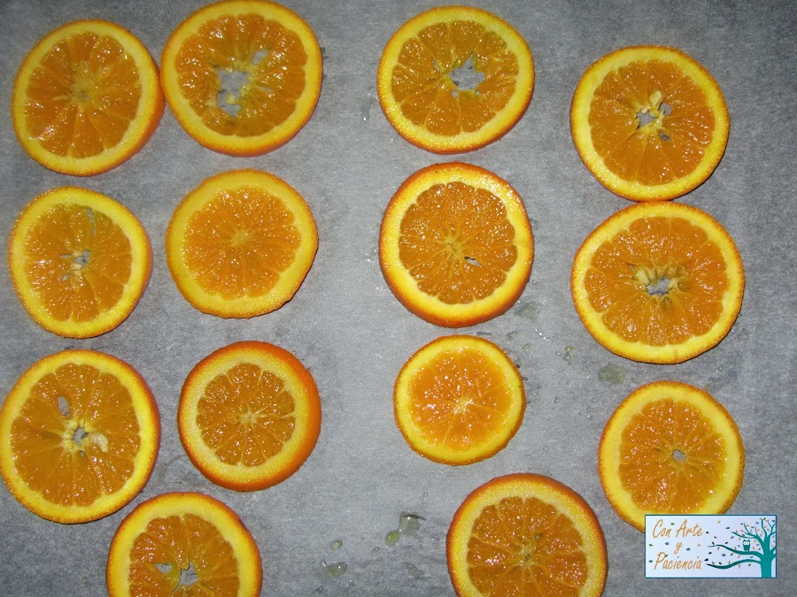 Delicatessen de naranjas confitadas con chocolate