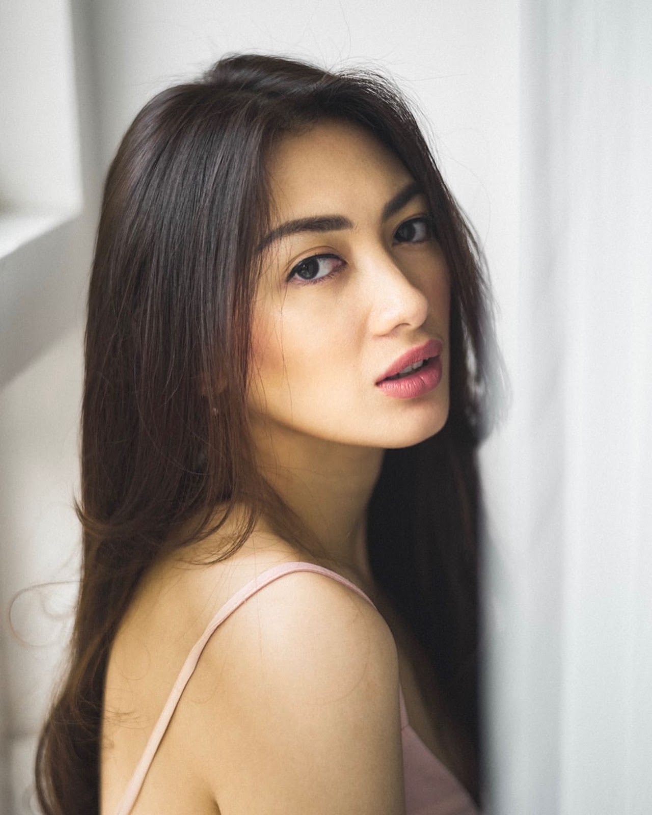 Kartika Nurmala Sari Koleksi Foto Model Lingerie - ZONA ARTIS LAGI