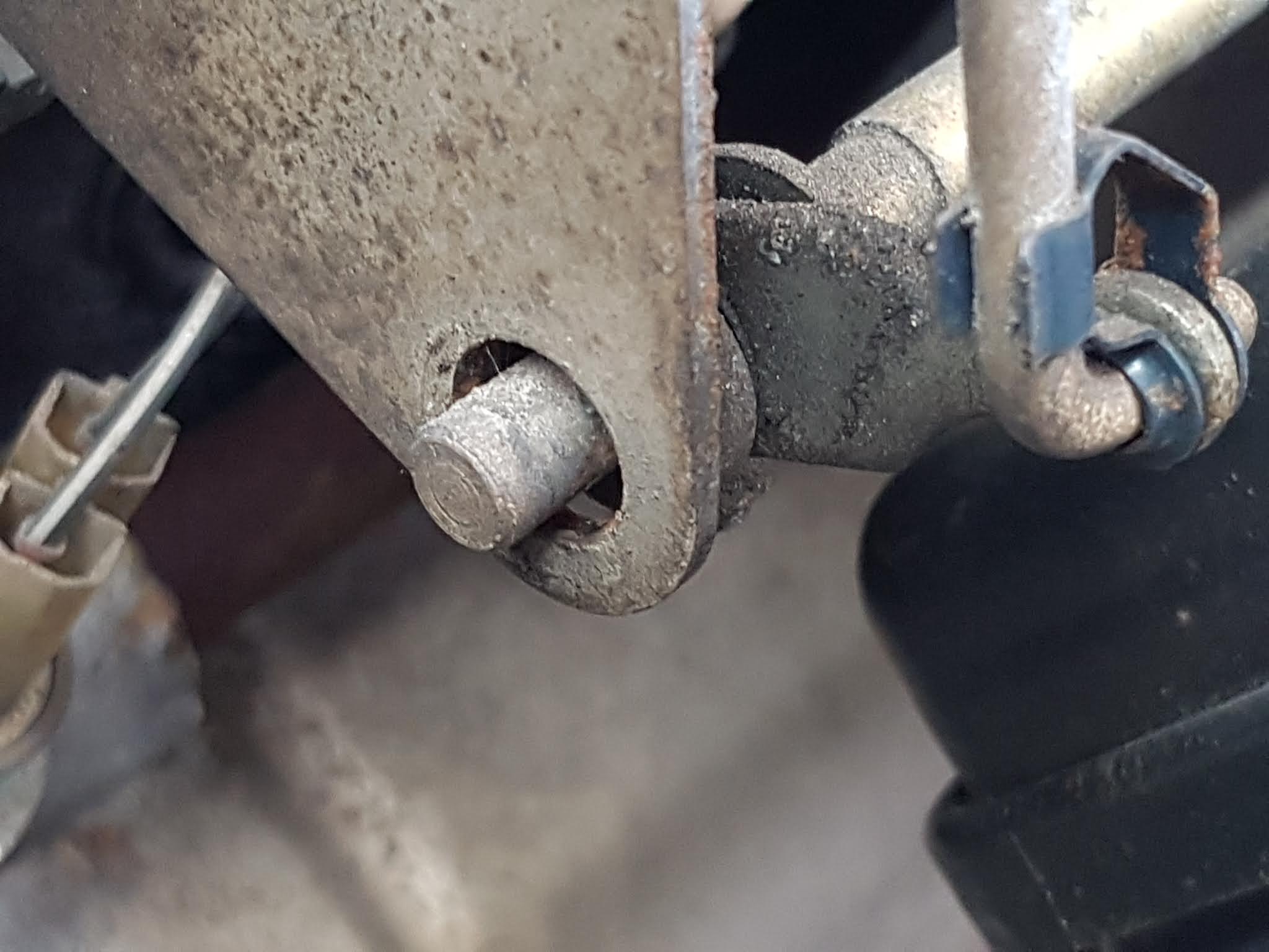 Jaguar XJS Custom Jaguar V12 Throttle Bushings