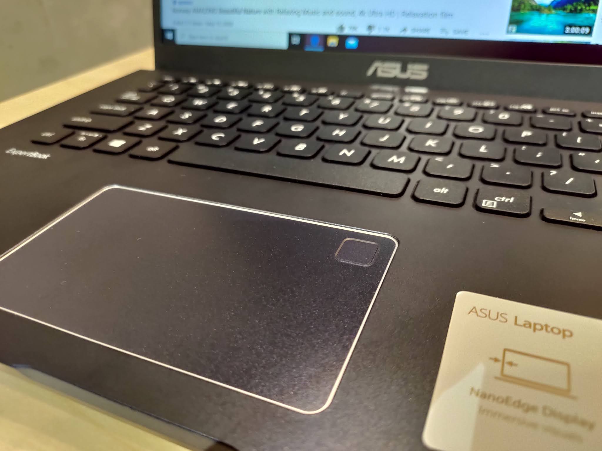 Asus expertbook b1 i7