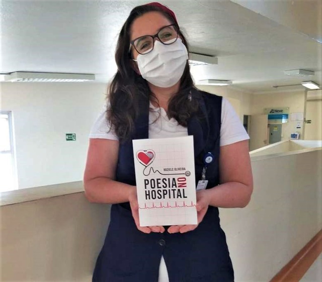 Enfermeira de Várzea da Roça na Bahia lança livro de poesia em homenagem aos pacientes