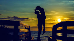 romantic couples beach wallpapers couple hug kiss night water hd hugs kisses nu backgrounds background hdwallpaper wishes magazine entertainment message