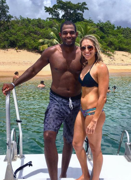 Sports Hotties: Hot pics of Tampa Bay Buccaneers ESPN reporter Jenna Laine