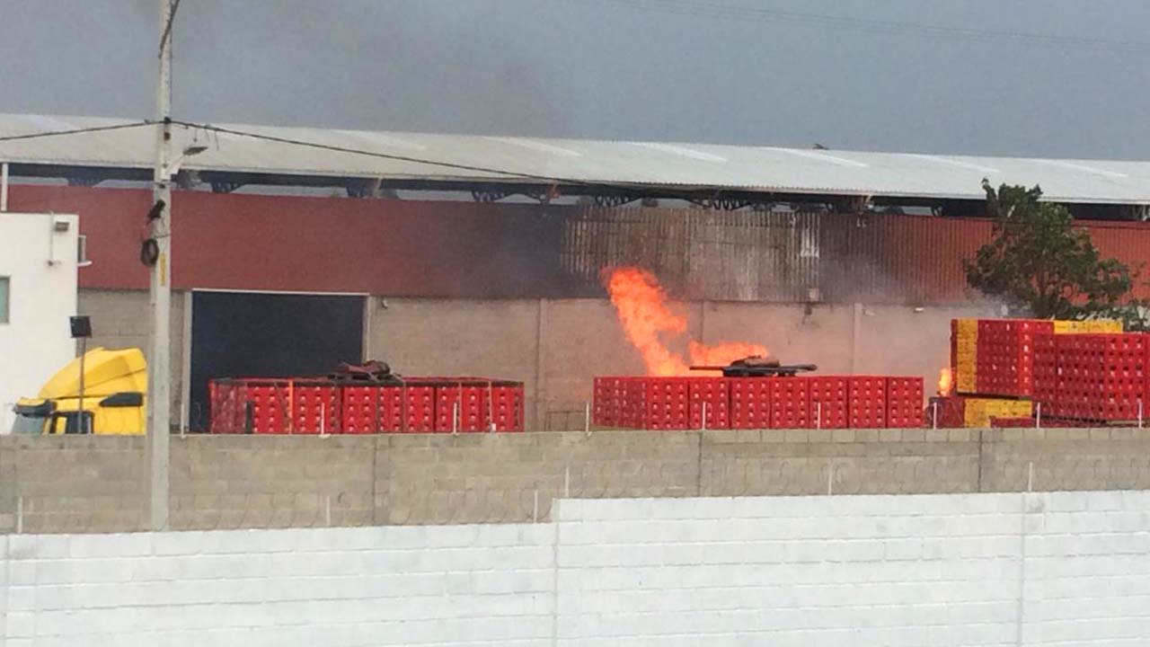 Distribuidora da Itaipava tem princípio de incêndio em Jacobina; veja vídeo
