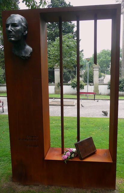 a casa da lapa A Hermínio da Palma Inácio