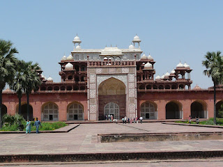 akbar's tomb images