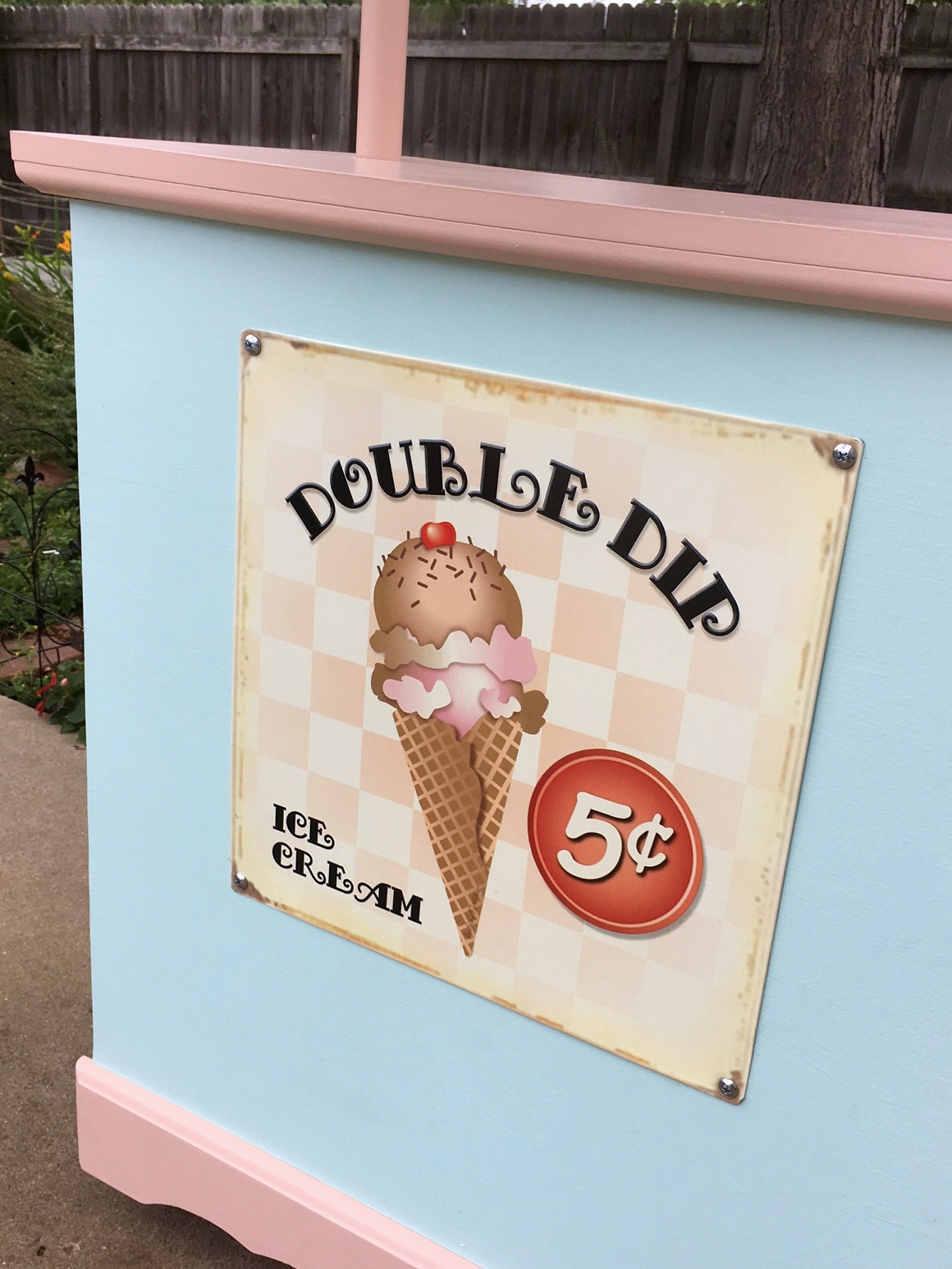 Just Another Hang Up Children's Ice Cream Shop... the big reveal!