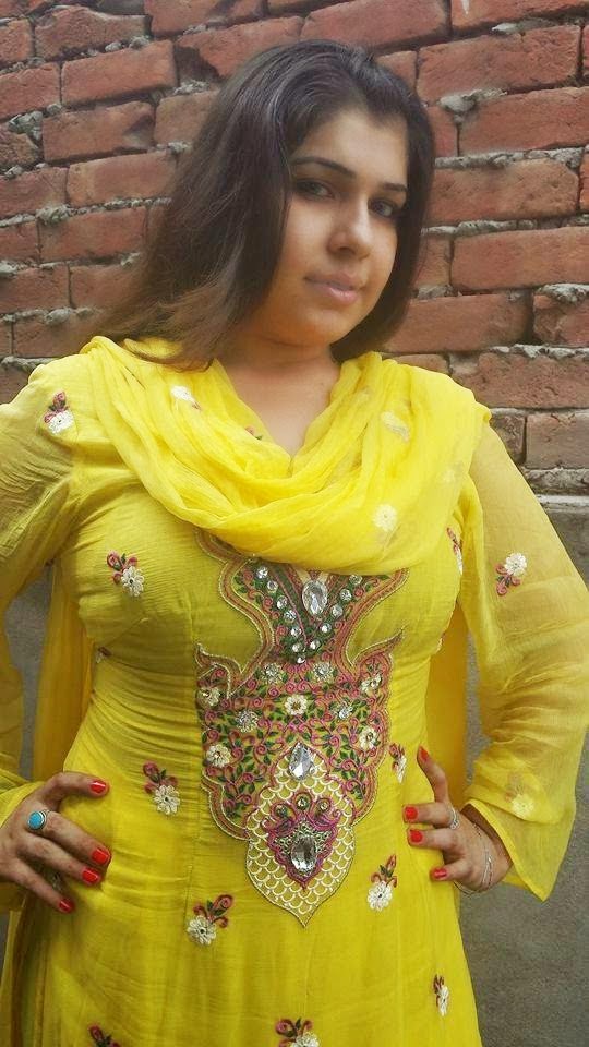 Beautiful DesiGirls Hot Videos Cute Pretty Photos: Desi Pakistani