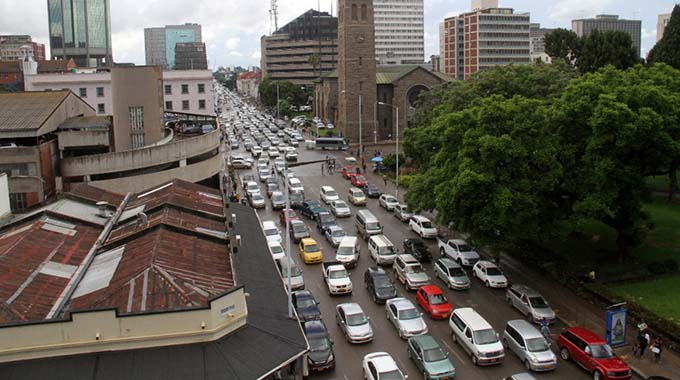 NewsdzeZimbabwe: PICS : HEAVY TRAFFIC IN HARARE