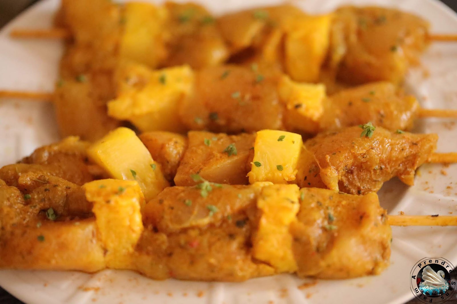 Brochettes poulet ananas au curry A Prendre Sans Faim