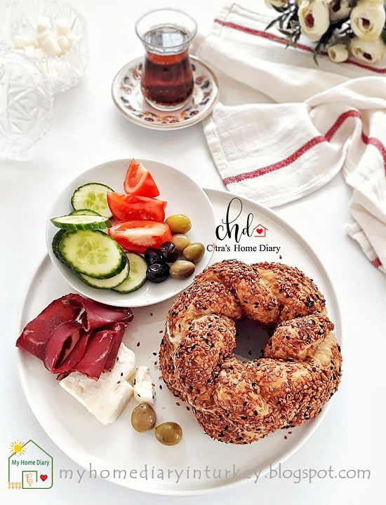 Simit. Turkish round bread (Poolish method). | Çitra's Home Diary. #simitrecipe #turkishsimit #turkishbagel #simitfoodphotography #breakfast #bagelrecipe #resepmasakanturki