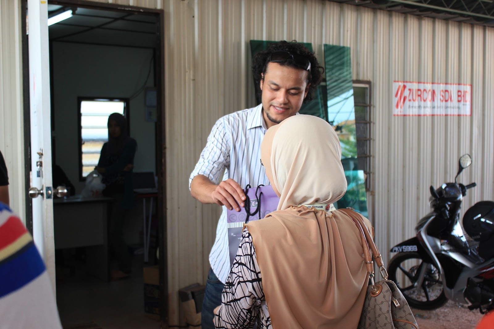 Contoh Grafik Konkrit - Rumamu di