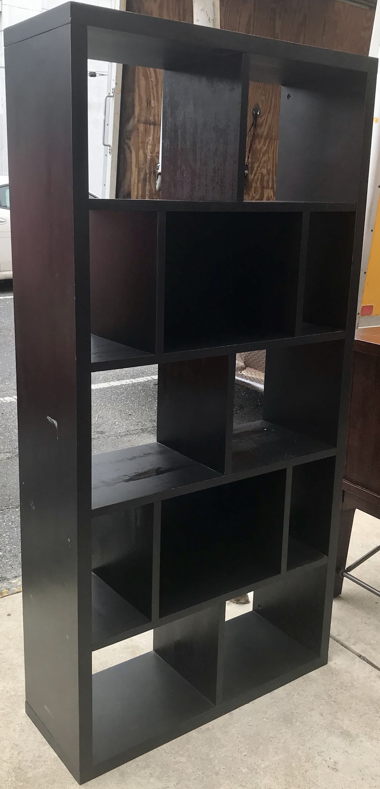 Uhuru Furniture & Collectibles 474018 Contemporary Black Cubbystyle