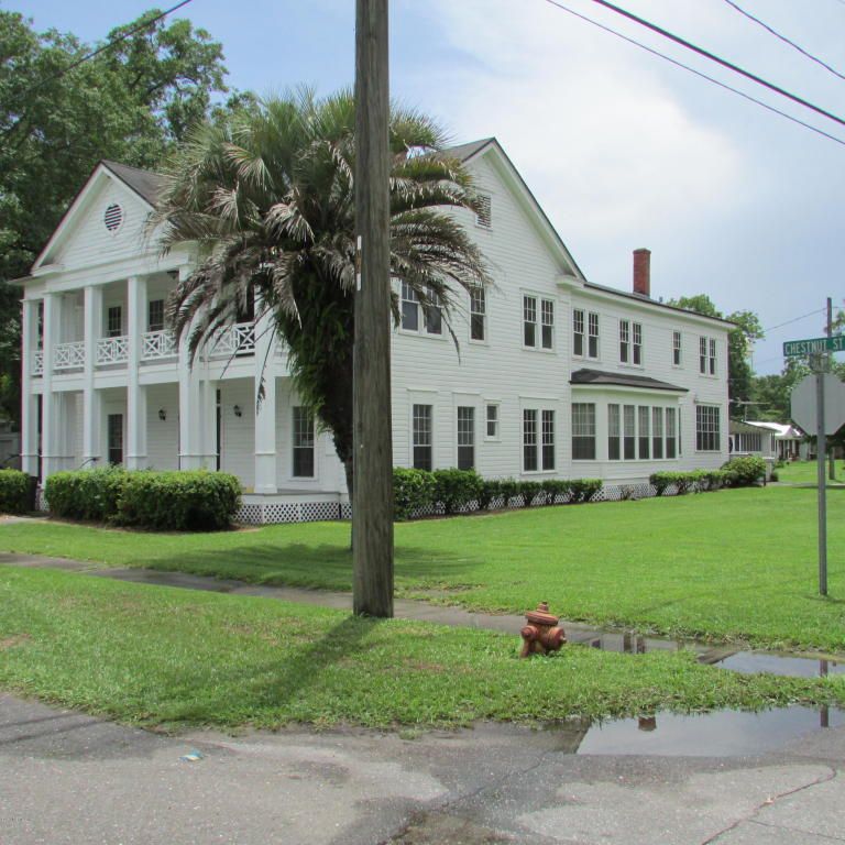 Sweet House Dreams 1919 Victorian in Baldwin, Florida