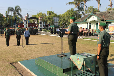 KODIM 0725/SRAGEN GELAR UPACARA 17-AN DILAPANGAN MAKODIM