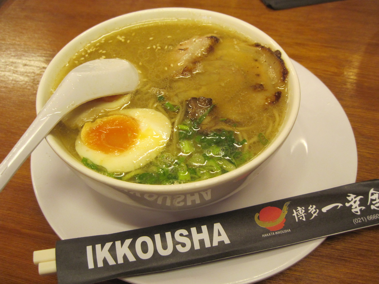 Story of Savory Hakata Ikkousha The One Who Beats the Drum of Ramen War