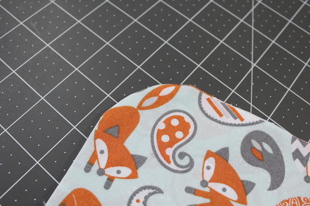 Foxy Makeup Bag | www.kimsixfix.com