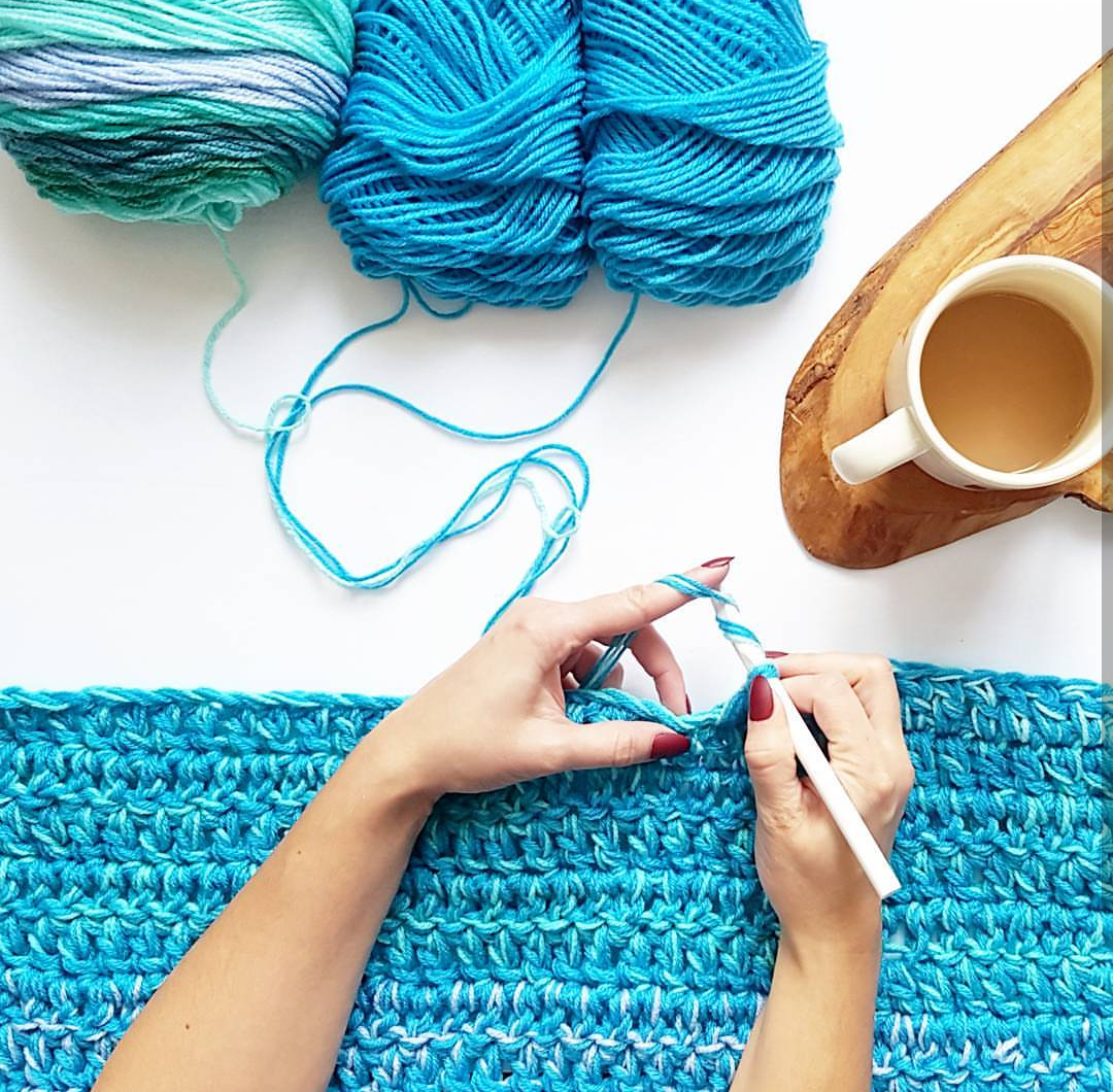 Mermaid Tail Blanket Pattern | OTH Crochet Nook