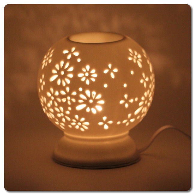 DDW's life Share aroma lamp with you