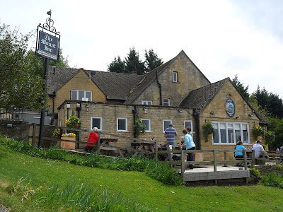 Mount Inn Stanton 7th May 2011 (c) Alan Winfield